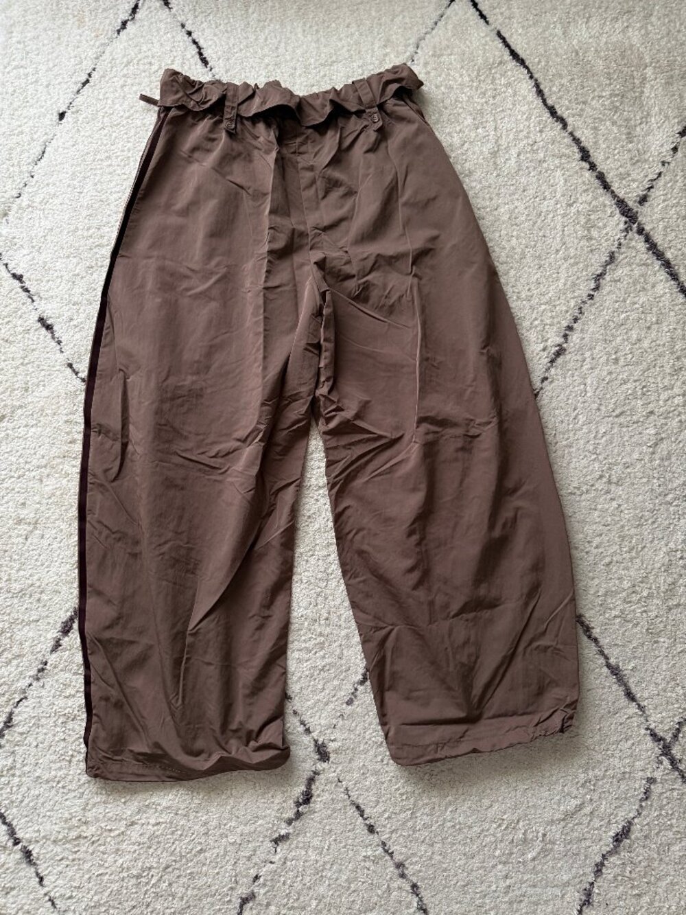 adidas originals women's brown 'curved pants' waistband detail BNWT size M, L - Picture 15 of 16